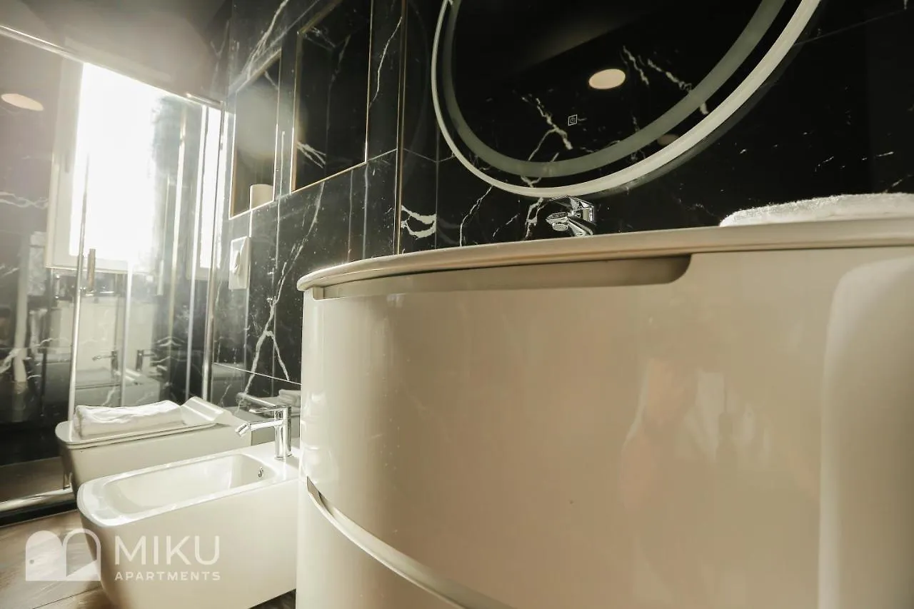 Miku Apartment Tirana 0*,