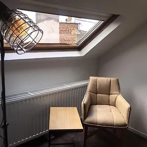 https://brussel-house-basilic.brusselshotelsbook.com