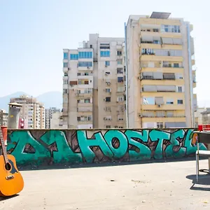 Hostal D1, Tirana
